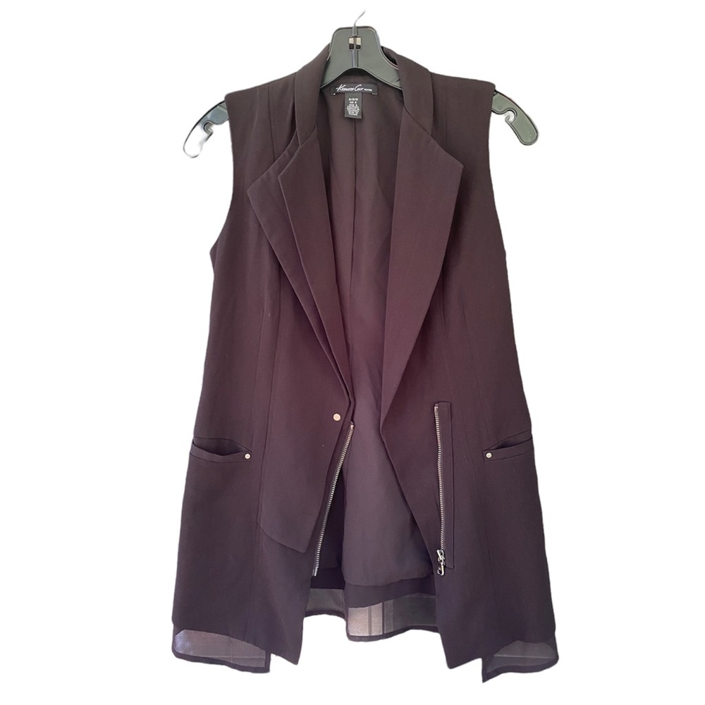 Womens vest size 0 100% Polyester